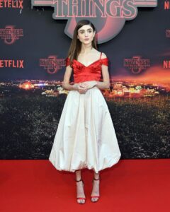 Natalia Dyer Instagram - 🇫🇷💋 paris premiere - merci pour tout l’amour! #strangerthings3
