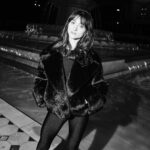 Natalia Dyer Instagram - 🖤 @ysl @anthonyvaccarello