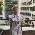 Natalia Dyer Instagram - bonjour paris!