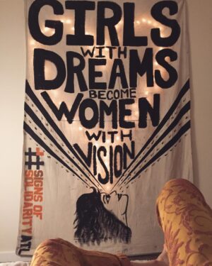 Natalia Dyer Instagram - Sweet dreams 💫 #signsofsolidarityatl