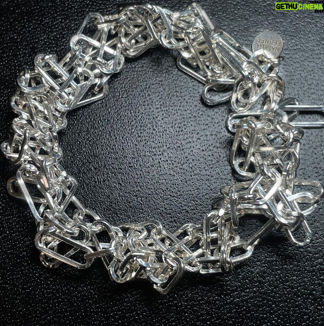 Natalia Fedner Instagram - If Sex in the City (OG version obvi) was a bracelet: May I introduce you to the Maxi Spilled Paperclip bracelet. Drool worthy amounts of sterling silver and sparkle - make an entrance ladies and gents! Made in Cali from Italian sterling silver components. Usually $275 but 50% off with free shipping for the next 24 hours makes it a delicious $137.50 you know your significant other can afford (hey self love counts too). Did I mention we will ship right away? But the 24 hours things is strict- so if you love it, don’t stall - as you’ll see the items from the past two days of drops are now normal priced. #sterlingsilver #paperclipbracelet #holidaydrop #sale #silverjewelry #50off #finejewelrysale