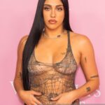 Natalia Fedner Instagram – Lola Lola Lola 🌙 Daring and sexy as always. Thank you for choosing our iridescent spiderweb chain metal dress for the @victoriassecret fashion show event last night. @lourdesleon – You’re an absolute dream ☁️. Swipe through to see pics of Lola, closeups of the dress, videos, and an article clipping by @elanafishman for Page Six
Thank you @saint_____rita for the epic styling and @violettamalakh.pr for coordinating it all.
Thank you Getty Images for the photos.
#lolaleon #lourdesleon #victoriassecretfashionshow New York, New York