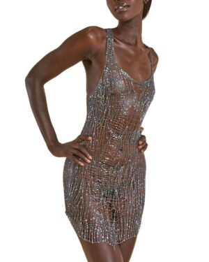 Natalia Fedner Instagram - Lola Lola Lola 🌙 Daring and sexy as always. Thank you for choosing our iridescent spiderweb chain metal dress for the @victoriassecret fashion show event last night. @lourdesleon - You’re an absolute dream ☁️. Swipe through to see pics of Lola, closeups of the dress, videos, and an article clipping by @elanafishman for Page Six

Thank you @saint_____rita for the epic styling and @violettamalakh.pr for coordinating it all. 

Thank you Getty Images for the photos. 

#lolaleon #lourdesleon #victoriassecretfashionshow