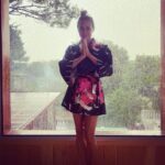 Natalia Lobo Instagram - Gracias a Dios llego la lluvia a la costa oriental 💦 ...y la recibi enkimonada by @esplendidabypr Arigato @pilarresta 🙏 Arigato Universo