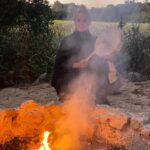Natalia Lobo Instagram – Ultima semana del año 
a puro fuego 🔥
Quemando , conectando , agradeciendo, reflexionando  y co creando