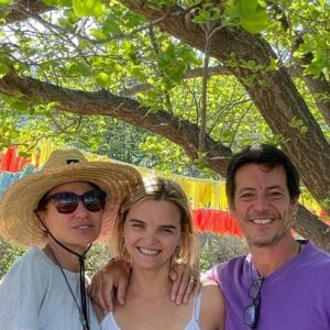 Natalia Lobo Instagram - Algunas imagenes  de la hermosa  experiencia co creada con mi compañera de aventuras  Nanda de @tierradeoromerlo ....un viaje cargado de proposito , entrega , amor , naturaleza , aprendizaje , coneccion , alegria , magia  y verdad 

Gracias a todos los guardianes de la tierra que nos acompañaron !!
@tomiqente 
 @altascocineras.organikfood 
@maricruzabatedaga 
@seiboandresoppizzi 
 @aqui_y_ahora_donde.sea 
@erolotz
@chachabur
@diana_dina
 @salta_la_rana
@stephanerutman 
@pupyortiz
@silvestreloboo
 
Y a los amigos que amorosamente viajaron con nosotrxs !!!

Juntos atravesamos El Portal 

Gratitud , alegria y amor 🤍🧚‍♂️

Habitando mi nueva realidad !!!

Continuara .....

#elevarlafrecuencia
#amorporlanaturaleza
#creandonuestrapropiarealidad