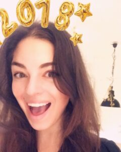 Natalie Madueño Instagram - Goooodt nytår allesammen! Pas på jer selv og hinanden ❤️ #happynewyear #alterlove #godtnytår
