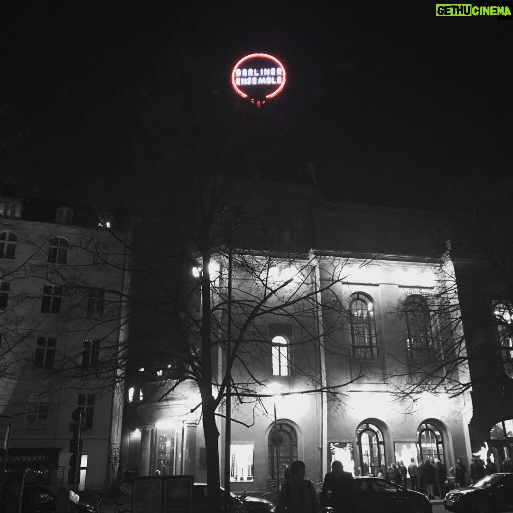 Natalie Madueño Instagram - Caligula! #berlinerensemble #gosee Berlin, Germany