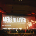 Natalie Madueño Instagram - Premiere igår på Mens Vi Lever. Tillykke til hele holdet! @mehdiavaz @miladavaz #mensvilever #sfstudio Imperial Theater, Copenhagen