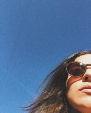 Natalie Madueño Instagram - Februar ☀️🚲😎
#shouldwebeworried