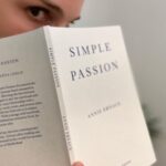 Natalie Portman Instagram - Seems like the right time for Annie Ernaux’s Simple Passion — a portrait of a woman’s love affair and its aftermath. And thank you to my friend Sylvia at @shakespeareandcoparis who recommended this book to me after Ernaux’s Nobel Prize win. #NovemberBookPick @natsbookclub