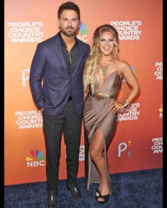 Natalie Stovall Instagram - First ever @peopleschoice Country Awards!! 💋👏🏻🎙️ HMU: @therealmarzcollins Assistant HMU: @alishapag Styled by: @juliandjeri @thejeristyles Jewelry: @willajeanjewelry Dress: @michaelcostello Shoes: @jimmychoo Belt: @restyled.by.Juli