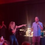 Natalie Stovall Instagram - Did not have “sing karaoke with Baseball Hall of Famer @greg_maddux31 “ on the bingo card, but clearly had no fun with this one 😂😂 It’s all for the kids, y’all. 🤍🤍 What an amazing event! Also, shout out to @steviewoodward for the video and the screams of encouragement 💃🏼 @cmnhospitals @acehardware #aceshootout #ChangeKidsHealth #PourSomeSugar #karaoke Mauna Kea