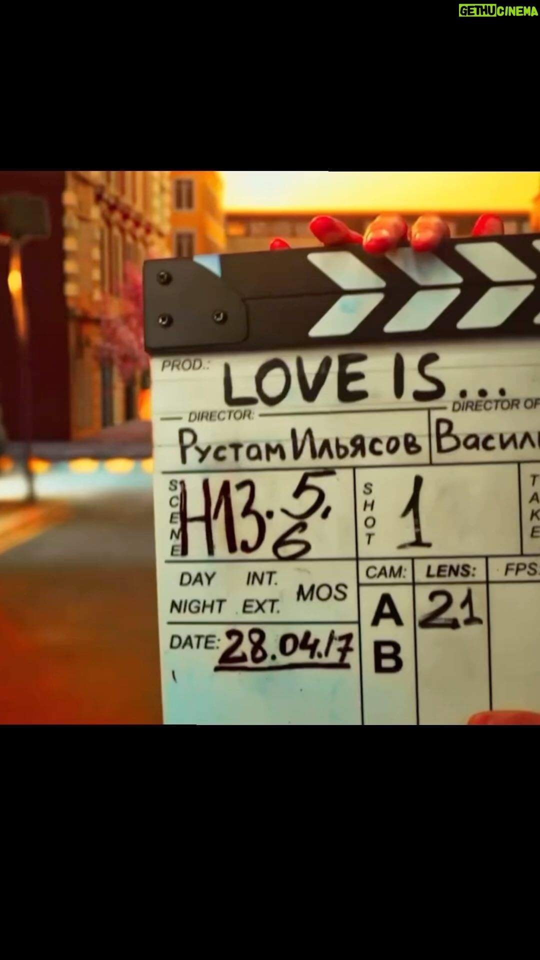 Natalya Eprikyan Instagram - Love is… рот закрой?!🙄 #loveis #tnt
