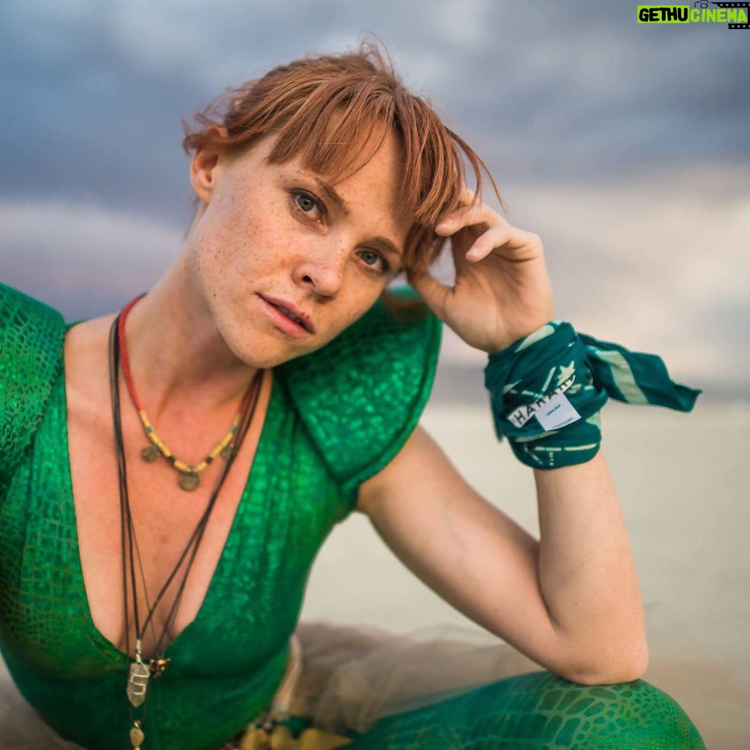 Natalya Rudakova - 1.4K Likes - This was my first burn and it was the right place for me to explore my creativity. I got involved in an art project called "Wordless" with an amazing group of people and watched it burn 5 days later. Desert environment is a challenging place for a read head but I survived and learned some valuable lessons 😜
The spirituality and special essence of this magical place reflected on me in a such an inspiring and positive way. Photo by @jpzimage 💜 Thank you for capturing this amazing moment.