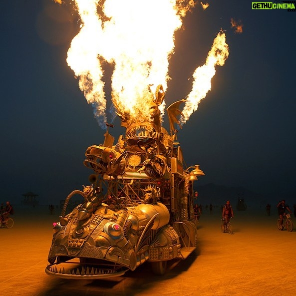 Natalya Rudakova Instagram - My favorite fire art car on the Playa 🔥💥#burningman2017 Black Rock City