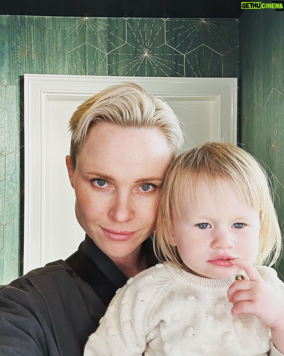 Natalya Rudakova - 1.5K Likes - Family time 💜