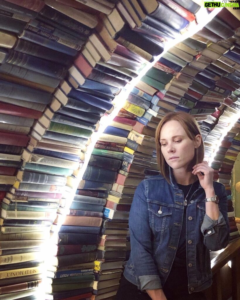 Natalya Rudakova Instagram - 📕📗📘🙆‍♀️ Last Bookstore Arts-Rare Book