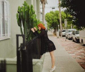 Natalya Rudakova Instagram - One with nature 💜 Photo by talented @now.is.piupiu 🖤🌵