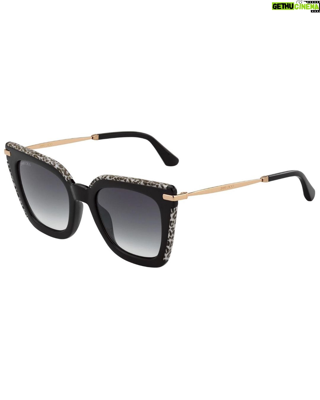 Natasha Alam Instagram - “A designer knows he has achieved perfection not when there is nothing left to add, but when there is nothing left to take away.” While Jimmy Choo is known for his unique and beautiful shoes, here we can see that his artistry is not limited to footwear. We love these butterfly style frames. The subtle print on the edges of these frames accents the essence of this quote. Which we feel speaks to the balance of a sunny winter day in Los Angeles, CA. Model 📸: @natashaalamactress #jimmychoo #sunglasses #butterflysunglasses #rayban #winterfashion #designerframes #glasses #styleinspo #actress #retro #eyewear #eyewearfashion #prada #oakley #gucci #versace #miumiu Los Angeles, California