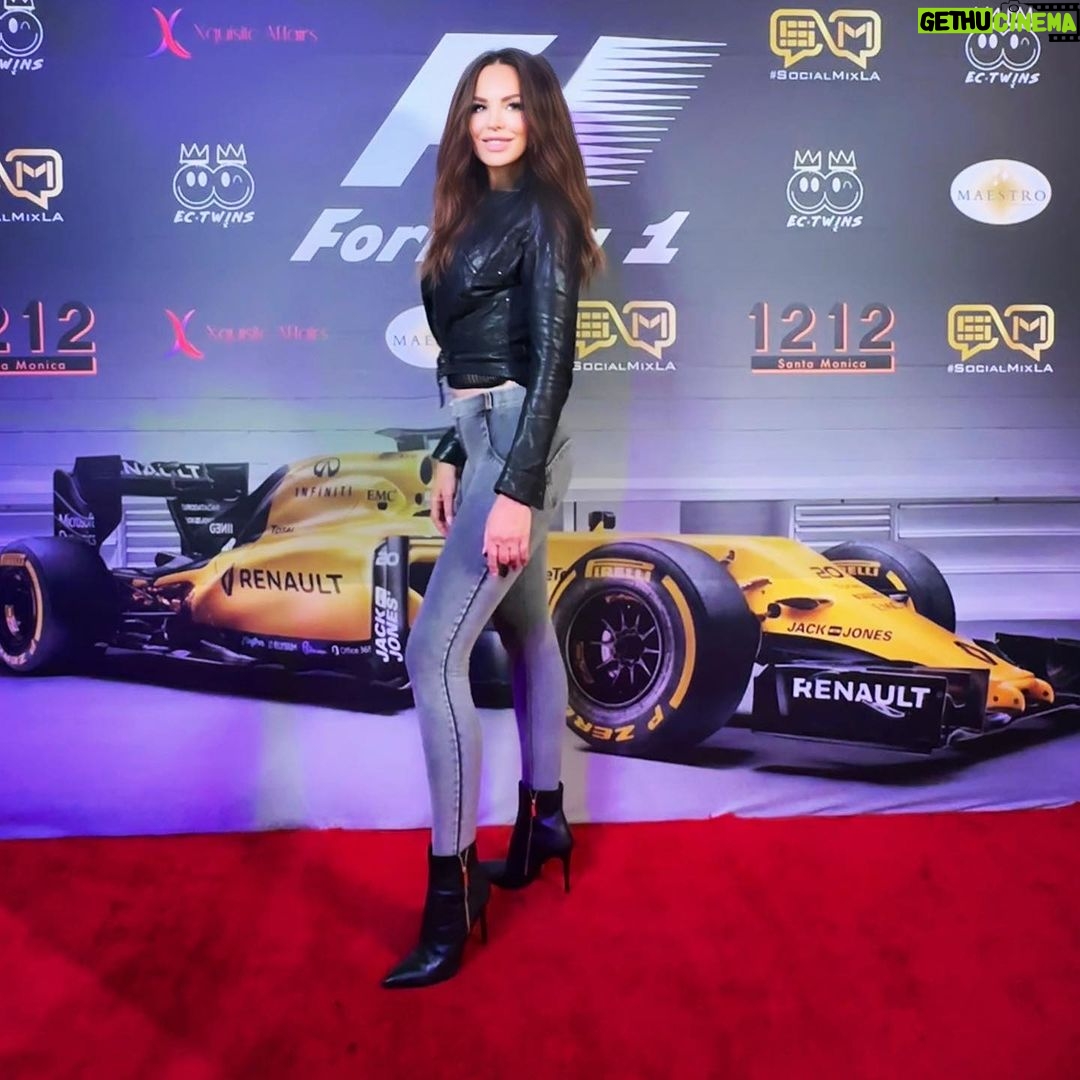 Natasha Alam Instagram - FORMULA-1 Las Vegas