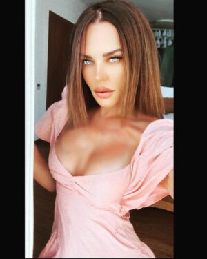 Natasha Alam Instagram - #celebrity #actors #gorgeous #Hollywood #theatre #style #likeforlikes #tiktok #director #smile #instadaily #tv #hollywoodactress #beautiful #films #sexy #pretty #drama #trending #netflix #beauty #likes #makeup