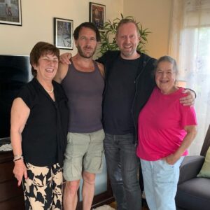 Nathan Hill Instagram - It’s the 4 horseman of the apocalypse! Agent Sophie Ruttmar, with actors Loraine Fabb & Damon Hunter star of The Cost and I, Portrait 
#agents #actors #friends #industry #actorslife #thecost #dvd #bluray #madman #cinema #awardwinning #iportrait #sophieruttmarmanagement #4horseman #unit #collab #team #featurefilm #drama #thriller #mystery #nhp #natejhill #nathanhill #damonhunter