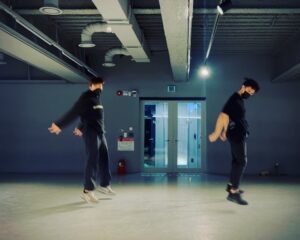 Nathaniel Ho Instagram - Back at @1milliondance for the first time since moving to #Korea. @shanshine___ volunteered me and @toddlien_official (who was visiting from LA) joined in for moral support! Was also nice bumping into @lam_crystalsin that day too! Enjoy, cos’ we definitely had fun! 🕺🏻😘

🎧: HyunA&DAWN - Ping Pong

#NatHoKorea #Dance