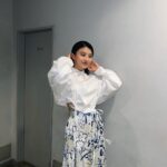 Natsuki Deguchi Instagram - 1st写真集発売記念イベント東京 来てくれた方ありがとうございました！！ 楽しかったです😊 当たりか大当たりいたかな？笑 あ！カバー外してみてね！