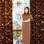 Natsuki Deguchi Instagram - DIOR「アトリエ オブ ドリームズ」 AR体験やゴールドに光輝くシャンデリア、満天の星が降り注ぐかのようなイマーシブルーム とっても素敵な空間でした🌟 六本木ヒルズアリーナにて12月2日(金)から12月11日(日)期間限定で開催中です🎀 #アトリエオブドリームズ #DREAMINDIOR#DIORHOLIDAYS