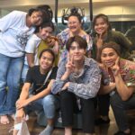 Nattapat Nimjirawat Instagram - เจอแต่บทครอบครัวมีปัญหา เรื่องนี้ก้อเช่นกันจะเป็นปัญหาหรือปมอะไร ติดตามนะคร๊าบ.. ดีใจที่ได้ร่วมงานกับพี่อ๊อฟ น้องบีบี อีกครั้งนะคร๊าบ @actart_gen @bewachi 🙏🏻🙏🏻🙏🏻 ขอบคุณแม่ตุ๊ก และพี่ป๊อกที่เอ็นดูแม็คนะคร๊าบ @justme_fullmoon @pockjasmine 🙏🏻🙏🏻❤️❤️ ถึงเวลา “ตีแผ่” ทุก ความรัก และ ความลับ ‘เปลือกรักปมลวง Hangout’ ดูได้แล้ววันนี้ ทาง MONOMAX ที่เดียวเท่านั้น #เปลือกรักปมลวง #โดม #HangoutSeries #MonoOriginal #MONOMAX