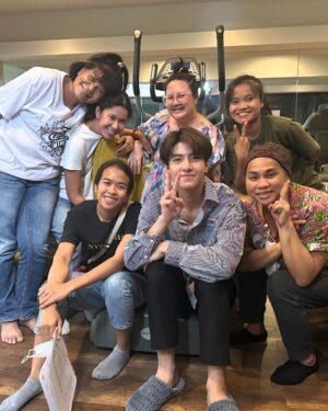Nattapat Nimjirawat Instagram - เจอแต่บทครอบครัวมีปัญหา เรื่องนี้ก้อเช่นกันจะเป็นปัญหาหรือปมอะไร ติดตามนะคร๊าบ.. ดีใจที่ได้ร่วมงานกับพี่อ๊อฟ น้องบีบี อีกครั้งนะคร๊าบ @actart_gen @bewachi 🙏🏻🙏🏻🙏🏻 ขอบคุณแม่ตุ๊ก และพี่ป๊อกที่เอ็นดูแม็คนะคร๊าบ @justme_fullmoon @pockjasmine 🙏🏻🙏🏻❤️❤️

ถึงเวลา “ตีแผ่” ทุก ความรัก และ ความลับ
‘เปลือกรักปมลวง Hangout’
ดูได้แล้ววันนี้ ทาง MONOMAX ที่เดียวเท่านั้น
#เปลือกรักปมลวง #โดม 
#HangoutSeries
#MonoOriginal
#MONOMAX