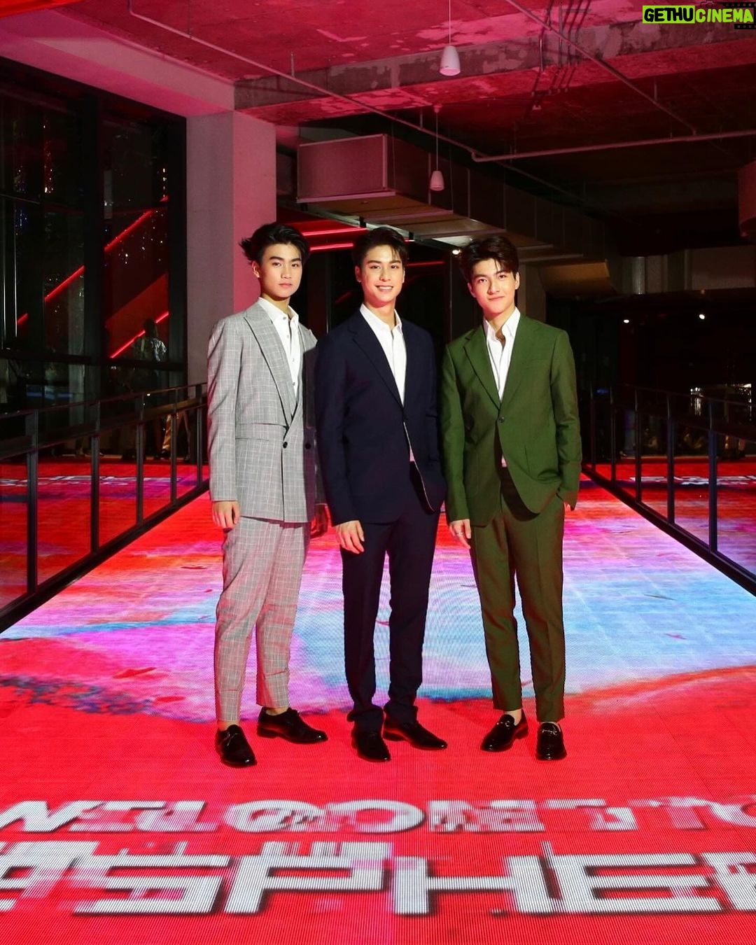 Nattapat Nimjirawat Instagram - Congrats @theemsphere 🎉 #EMDISTRICTCALLINGTHEWORLD #EMCALLING #EMDISTRICT #EMSPHERE #addictedherointheseries #addictedheroinseries #addictedheroinwebseries