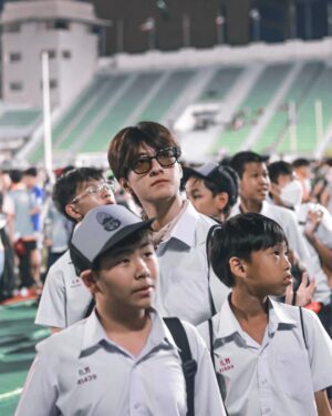 Nattapat Nimjirawat Instagram - “Spirit BCC” 💜💛 สั้นๆแต่ได้ใจความทุกๆอย่าง ขอบคุณ ศิษย์เก่า รุ่นพี่ รุ่นน้อง ผู้ปกครอง BCC ทุกๆท่าน 💜💛🙏🏻🙏🏻✌🏻✌🏻 มันคือความภาคภูมิใจที่ได้เป็นส่วนหนึ่งของงานจตุรมิตรสามัคคีครั้งที่ 30 จะเก็บมันไว้ในความทรงจำ และจะเป็นหัวใจม่วงทองตลอดไปคร๊าบ 💜💛 2 คลิปสุดท้ายมันทำให้ใจฟูและปลื้มปริ่มมากๆๆ ❤️❤️ Cr 📷 @cancanisstory น้องแคนรอหลายชั่วโมง บอกว่าไม่เป็นไรครับ น้องยังอยู่กลางแดดตั้งหลายชั่วโมง ผมรอได้ครับ ขอบคุณนะคร้า 🙏🏻❤️
#จตุรมิตรสามัคคีครั้งที่30 #จตุรมิตรครั้งที่30 #จตุรมิตร30 #jaturamitr30th #BCC173 #mild_mac #mildmac #แม็คณัฐพัชร์ #nattapatmac #SpiritBCC
