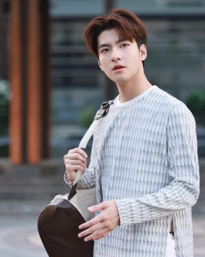 Nattapat Nimjirawat Instagram - เกิดอะไร ทำไมพัชร์ทิ้งแม่! 💢 #เกมรักทรยศep12 คืนนี้เปิดศึกแย่งลูก @nattapatmac 
.
#เกมรักทรยศ #TheBetrayal
วันพุธ-พฤหัสบดี เวลา 20.30 น.
#ดูทีวีกด33 #ดูมือถือกด3Plus
ไลฟ์สดคลิก: bit.ly/3XMAqQv

#JUVE9 #แอนทองประสม 
#อนันดาเอเวอริงแฮม #แพทริเซียกู๊ด 
#แม็คณัฐพัชร์