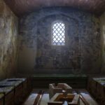 Naveen Selvanathan Instagram - Medieval living room, kitchen and restroom for puss in boots- The last wish. I painted and designed the textures. Layout done by the amazing @mmateumestre . . . #pussinboots #medieval #cottagecore #cottagecoreaesthetic #spanisharchitecture #fireplace #naveenselvan