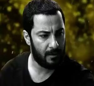 Navid Mohammadzadeh Instagram - متری شیش‌و‌نیم

ناصر خاکزاد:
من با پنج سال خلاف 
یه‌جوری زندگی کردم
که شاه نکرد.

@metrishishonim 
@saeedroustaee