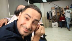 Navid Mohammadzadeh Instagram - 🎬
پشت صحنه متری شیش‌و‌نیم 
به مناسبت تولدم😂
فیلم‌ پشت‌صحنه: لیلی نوروزی
@metrishishonim @saeedroustaee @paymanmaadi @leili.nowroozi #navidmohamadzadeh #34 @hoomanbehmanesh