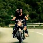 Navid Mohammadzadeh Instagram – 🎬 این روزهای سخت می‌گذره
هوای همو داشته باشیم
#همسفر 
#بهروزوثوقی #گوگوش 
@vossoughi_behrouz @googoosh