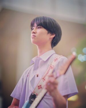 Nawapat Thannamongkolsawat Instagram - See u again @WalkingStreetSiamSoi5

#Paramountguitar
#Paramountband
#Newyear_nwp 
📸by: @paramount_band_ 's parents