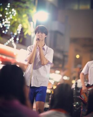 Nawapat Thannamongkolsawat Instagram - See u again @WalkingStreetSiamSoi5

#Paramountguitar
#Paramountband
#Newyear_nwp 
📸by: @paramount_band_ 's parents