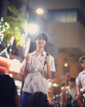 Nawapat Thannamongkolsawat Instagram - See u again @WalkingStreetSiamSoi5

#Paramountguitar
#Paramountband
#Newyear_nwp 
📸by: @paramount_band_ 's parents