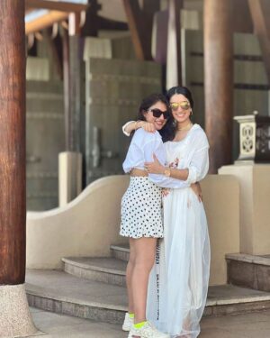 Nazriya Nazim Instagram - Happy birthday to my sister from another mister ….🥹❤️
I love u so much ama …what would I do without u …. 
The most beautiful inside out … 
U my own …
#rideordie 
#sitersforlife👭