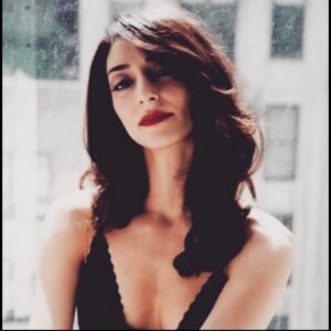 Necar Zadegan Instagram - Thank you for having me on your show, Jian, your interviews are unrivaled.

In conversation with #jianghomeshi 

Roqe- Episode 106 Necar Zadegan
•A diverse and entertaining edition of Roqe featuring prolific Iranian American actor Necar Zadegan. Necar joins Jian from a stop on the road in Santa Fe to talk about her impressive career on stage and screen, working with Robin Williams, performing in Persian and English, playing a pivotal role in the popular series “24” and spending the last three years as one of the lead stars of “NCIS: New Orleans”. Pic: @joedeanphoto 

Link in bio @roqemedia 

Full interview and playlists available on 

@roqemedia 
@spotifypodcasts 
@spotify