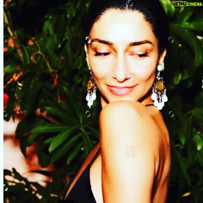 Necar Zadegan Instagram - Happy NYE!🎊🎆🎈lots of love and luck ur way(and mine!)💫