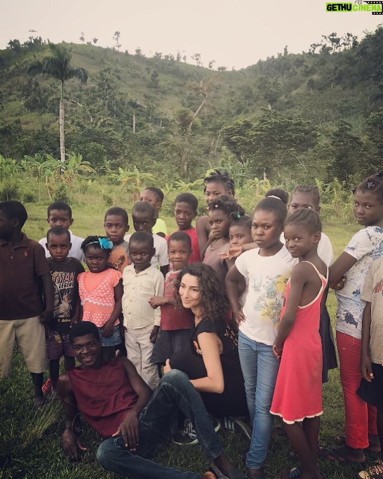 Necar Zadegan Instagram - Dear friends, it’s my bday! That’s right! And if u wanna know what I want, it’s this: I work with a wonderful organization that I love called buildon. This year we are heading to Malawi following last year in Haiti to build a school with their beautiful community. The opportunities for American students to be a part of these schools are the best part of these builds and this organization. Travel is the enemy to ignorance, and I am thrilled to be a part of a team that contributes to the collective betterment of our world. From personal experience and research, I can attest to the transparency and efficacy of buildOn. The organization has consistently received a 4-star rating from charity navigator ( https://www.charitynavigator.org/index.cfm?bay=search.summary&orgid=8894 ) If u wanna get me anything this year, please donate towards this years build. seriously no amount is too small! Our team has raised 12,000.00 so far and our end goal is 45,000.00, so we would obvs love the help! Here is my donation page https://act.buildon.org/fundraiser/1401929, it’s also in my bio. I’m endlessly grateful for any amount u want to give, and if u can’t, ur kind bday wishes are greatly appreciated as well🌺🙏🏼😘