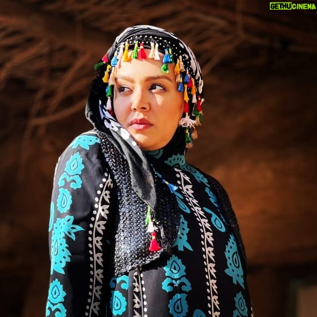 Neda Ghasemi - 72.4K Likes - .
عکس افتخاری به مناسبت برد نون خ۲ در سال ۹۹
برگزیده شدن نون خ ۳ به عنوان بهترین سریال ۱۴۰۰😃
تبریک به همه ی گروه ، آقای آقاخانی و آقای فرجی عزیز 🌺🌺
#نون_خ
#ندا_قاسمی
#سعید_آقاخانی
عکس رو نارین گیان گرفته ❤
📷:@naarinayoobi