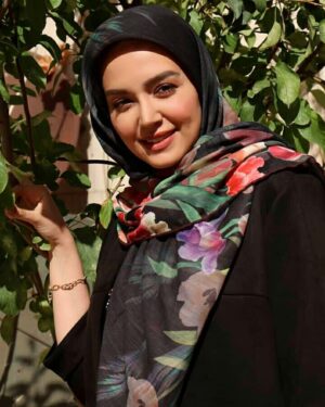 Neda Ghasemi Instagram - شیرین خانوم

#نون_خ
قاب عکس فریبرز
📷@meysammohammadi1991