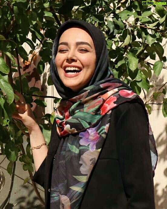 Neda Ghasemi - 52.1K Likes - Ų“ŪŲ±ŪŁ Ų®Ų§ŁŁŁ
#ŁŁŁ_Ų®
ŁŲ§ŲØ Ų¹Ś©Ų³ ŁŲ±ŪŲØŲ±Ų²
š·@meysammohammadi1991