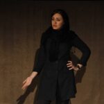 Neda Ghasemi Instagram – #چقدر_قیافه_شما_برایم_آشنا_نیست 
#ندا_قاسمی
 #بازیگر_زن #بازیگری #تئاتر #تیاتر #تئاترشهر